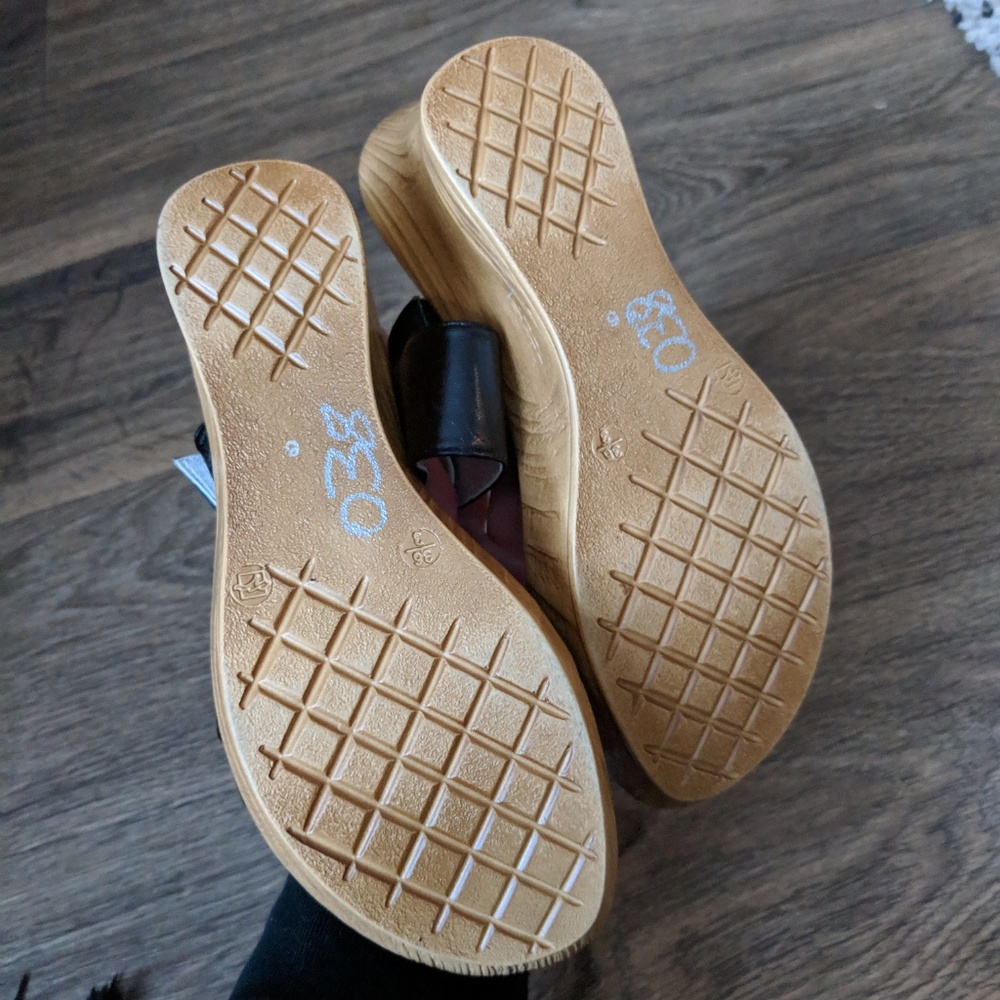 ONEX Cynthia Leather Rhinestone Wooden Wedge_5